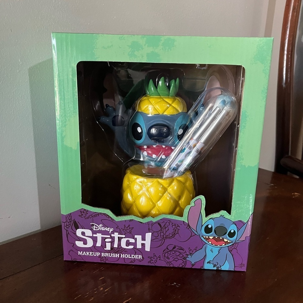 Disney Stitch Pineapple Makeup Holder - Yellow and Blue